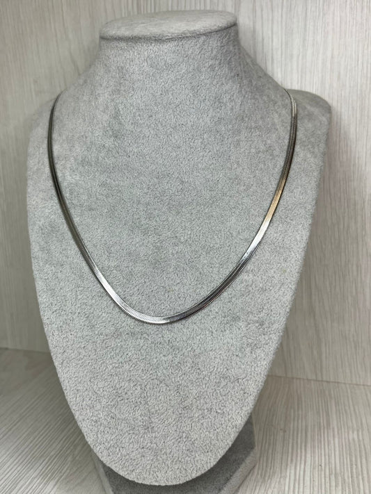 Silver necklace